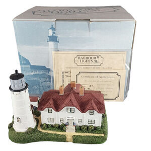 Harbour Lights Lady Lightkeepers Chatham Massachusetts #172 New w/Box